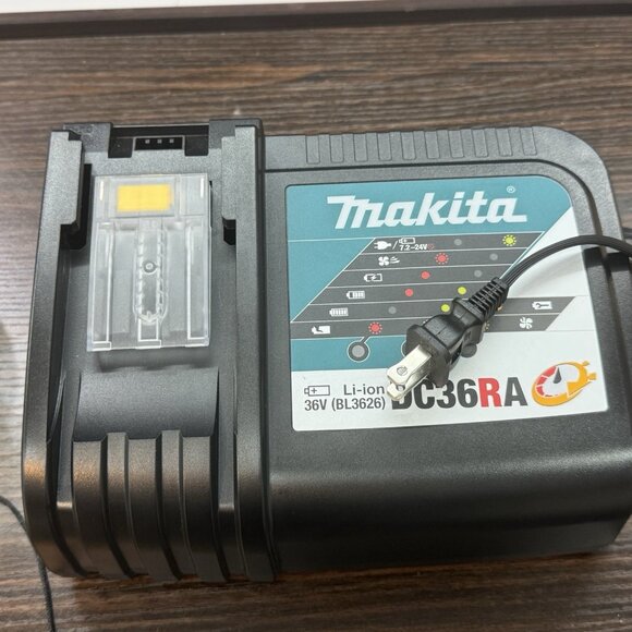 New Open Box Makita DC36RA 36V Li-Ion Rapid Optimum Battery Charger - Picture 2 of 3